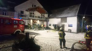 Feuer mittel Feuer mittel